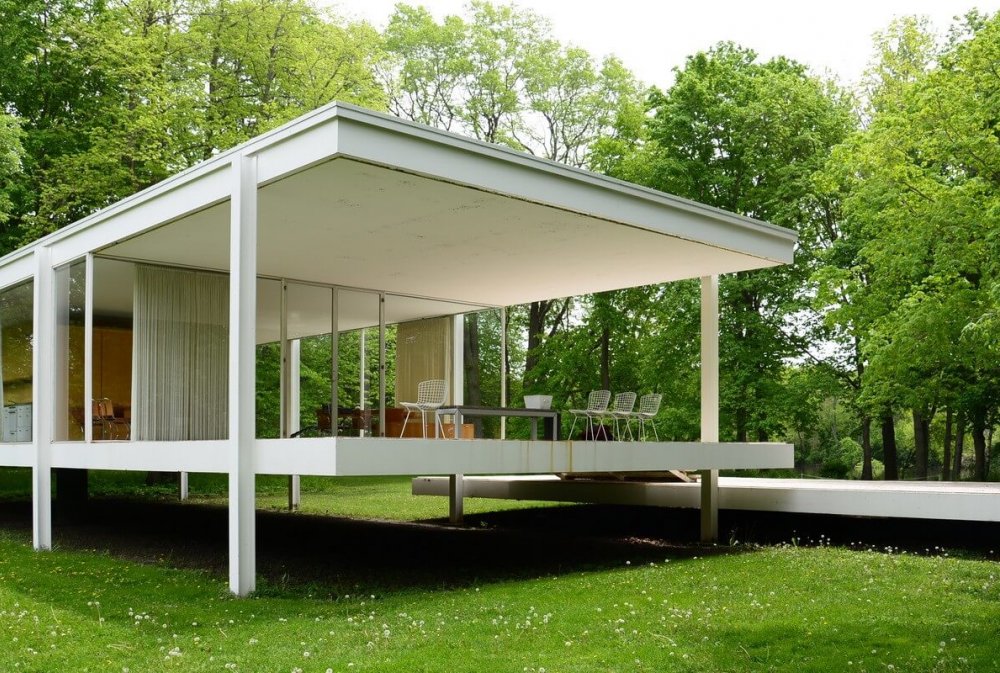 Camla Doğanın İçine Açılan Bir Yaşam: Farnsworth Evi